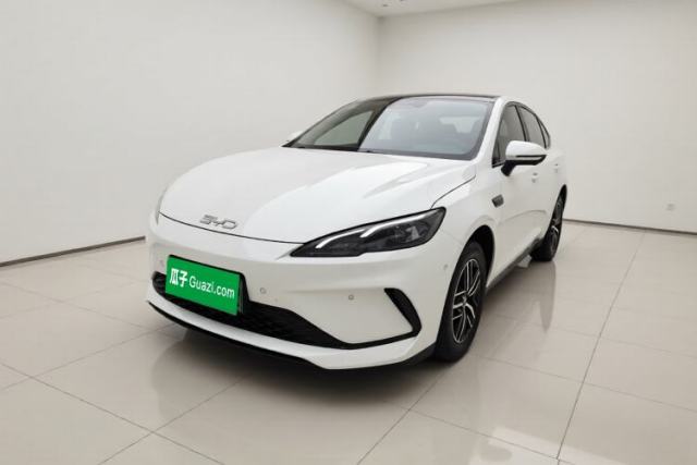 Ojetý BYD Seal 05 DM-i 2025 DM-i Intelligent Drive 120KM Flagship Model
