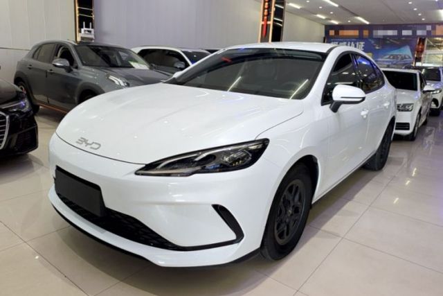 Gebrauchter BYD Seal 05 DM-i 2025 DM-i Smart Drive 55KM Luxury Model