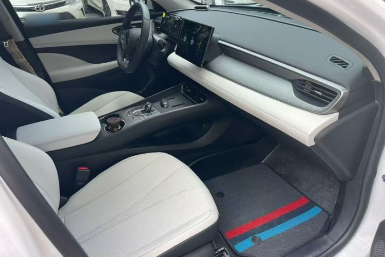 Used BYD Seal 05 DM-i 2025 DM-i Smart Drive 55KM Luxury Model Interior 2