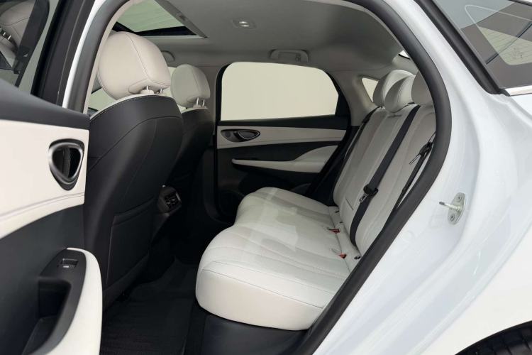 Used BYD Seal 05 DM-i 2025 DM-i Intelligent Drive 120KM Flagship Model Interior 2