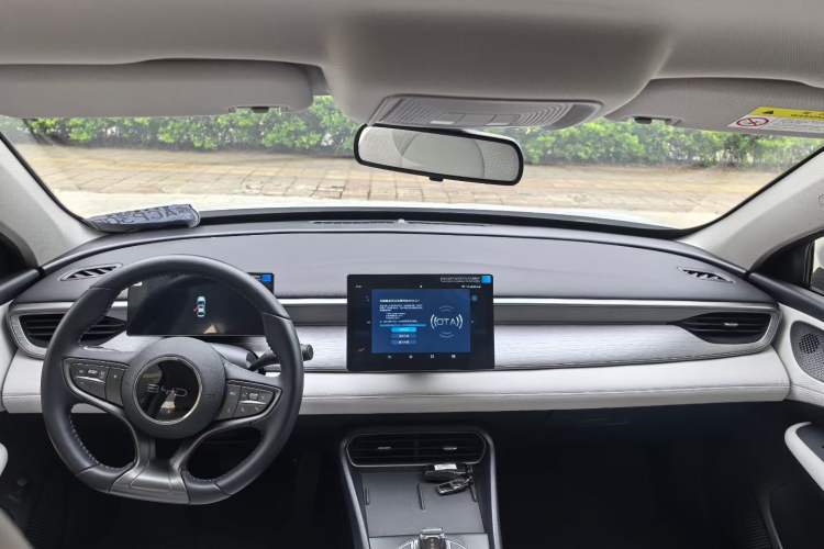 Used BYD Seal 05 DM-i 2025 DM-i Smart Drive 55KM Luxury Model Interior 2