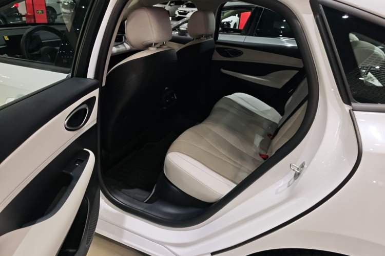 Used BYD Seal 05 DM-i 2025 DM-i Smart Drive 55KM Luxury Model Interior 3