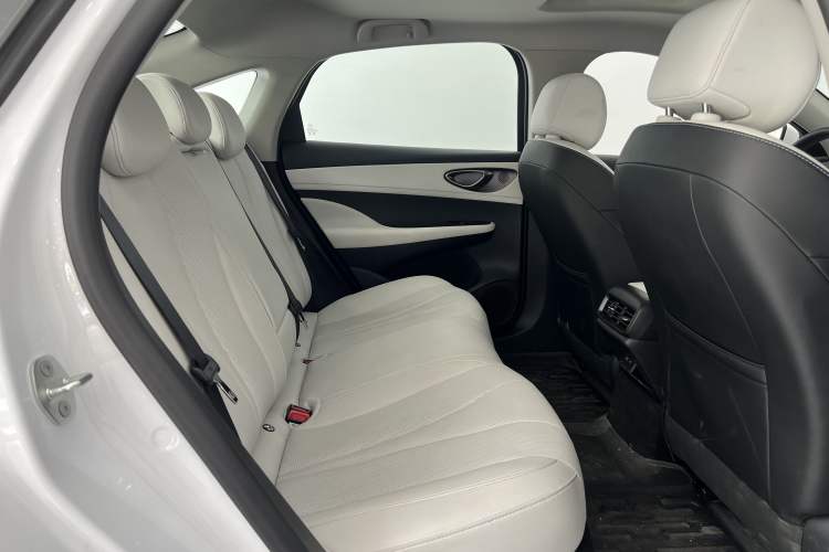 Used BYD Seal 05 DM-i 2025 DM-i Intelligent Drive 120KM Flagship Model Interior 3