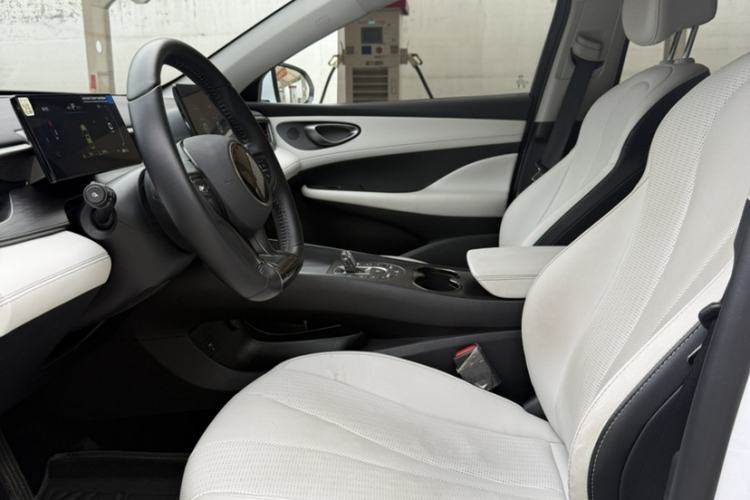 Used BYD Seal 05 DM-i 2025 DM-i Smart Drive 55KM Luxury Model Interior 4