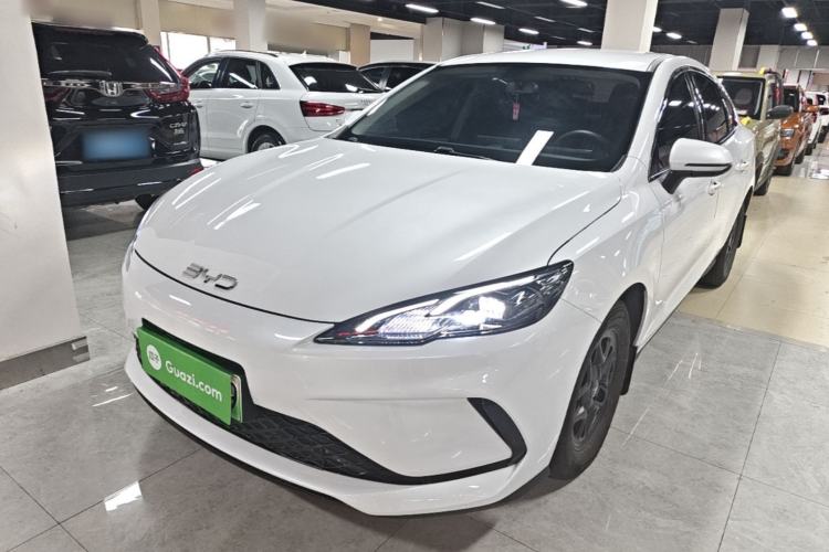 BYD Seal 05 DM-i 2025 DM-i Smart Drive 55KM Luxury Model