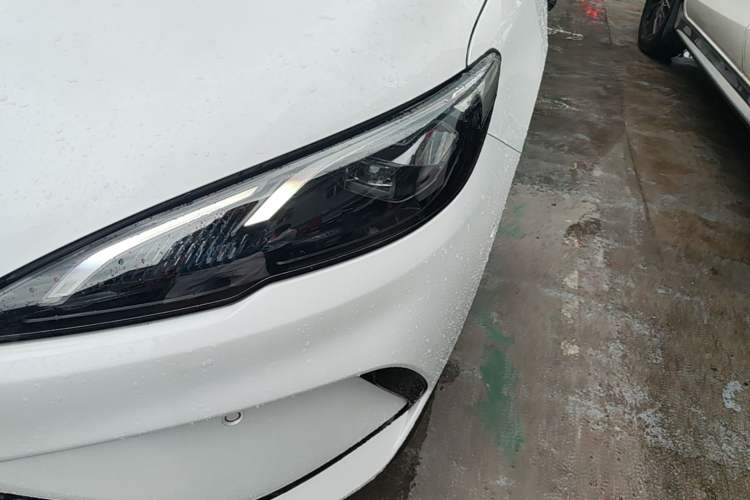 Used BYD Seal 05 DM-i 2025 DM-i Intelligent Drive 120KM Flagship Model Left Front Headlight