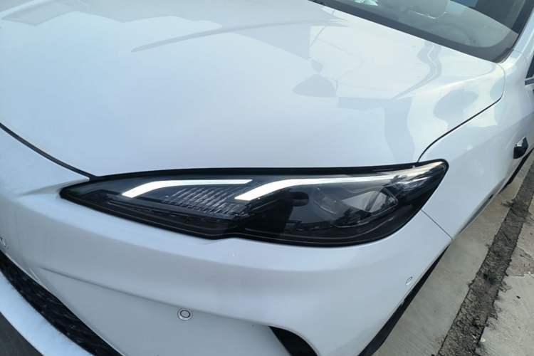 Used BYD Seal 05 DM-i 2025 DM-i Intelligent Drive 120KM Flagship Model Left Front Headlight