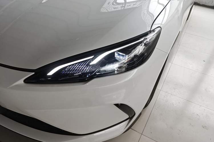 Used BYD Seal 05 DM-i 2025 DM-i Smart Drive 55KM Luxury Model Left Front Headlight