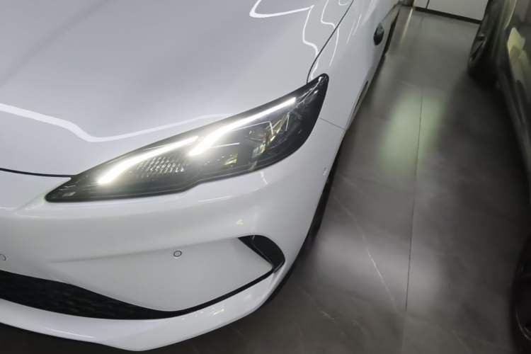 Used BYD Seal 05 DM-i 2025 DM-i Smart Drive 55KM Prestige Model Left Front Headlight