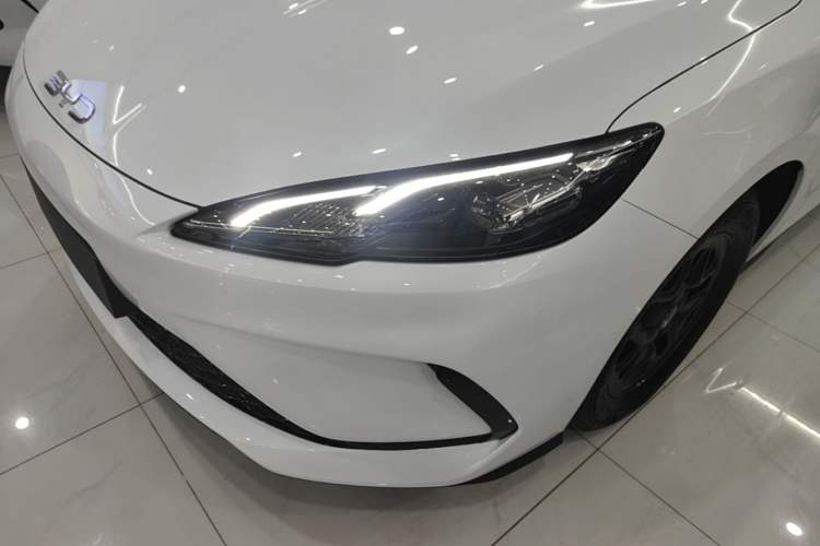 Used BYD Seal 05 DM-i 2025 DM-i Smart Drive 55KM Luxury Model Left Front Headlight