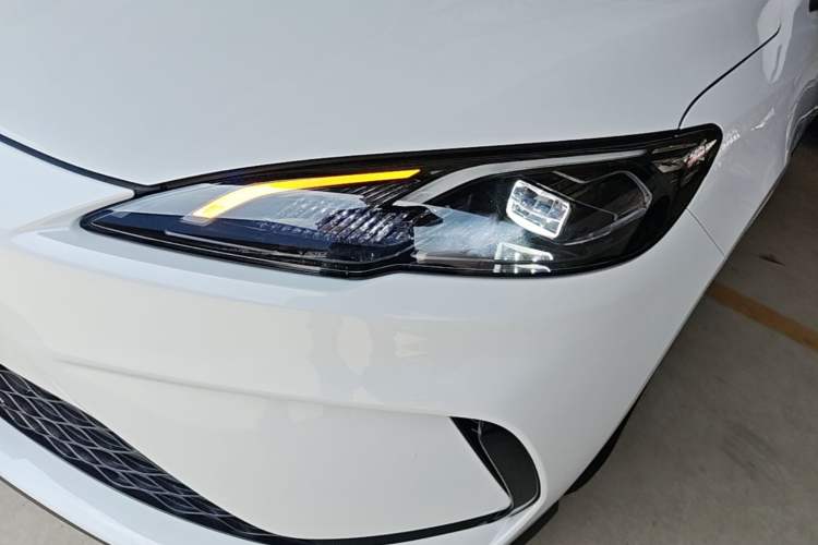 Used BYD Seal 05 DM-i 2025 DM-i Smart Drive 55KM Luxury Model Left Front Headlight