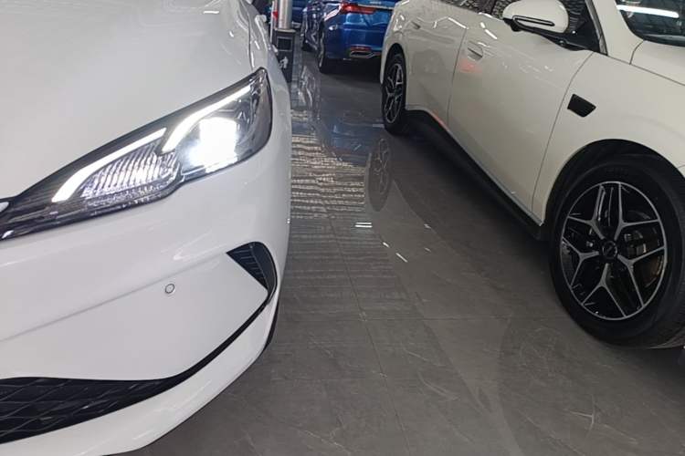 Used BYD Seal 05 DM-i 2025 DM-i Intelligent Drive 120KM Flagship Model Left Front Headlight