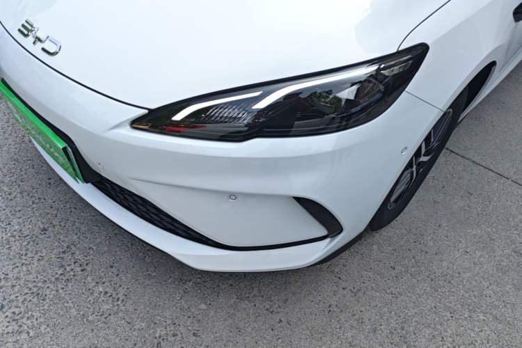 Used BYD Seal 05 DM-i 2025 DM-i Intelligent Drive 120KM Flagship Model Left Front Headlight
