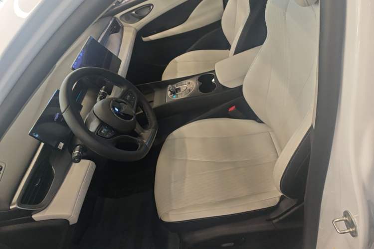 Used BYD Seal 05 DM-i 2025 DM-i Intelligent Drive 120KM Flagship Model Left Front Seat