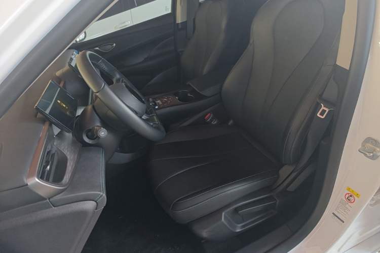 Used BYD Seal 05 DM-i 2025 DM-i Smart Drive 55KM Luxury Model Left Front Seat
