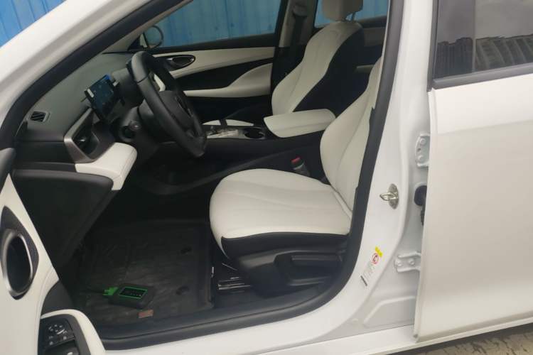 Used BYD Seal 05 DM-i 2025 DM-i Smart Drive 55KM Luxury Model Left Front Seat