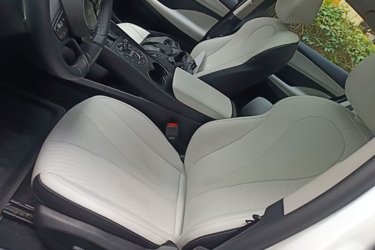Used BYD Seal 05 DM-i 2025 DM-i Intelligent Drive 120KM Flagship Model Left Front Seat