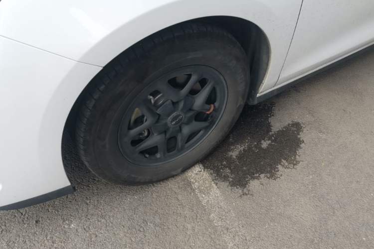 Used BYD Seal 05 DM-i 2025 DM-i Smart Drive 55KM Luxury Model Left Front Wheel Hub