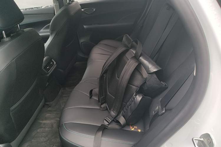 Used BYD Seal 05 DM-i 2025 DM-i Intelligent Drive 120KM Flagship Model Left Rear Seat