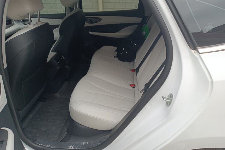 Used BYD Seal 05 DM-i 2025 DM-i Intelligent Drive 120KM Flagship Model Left Rear Seat