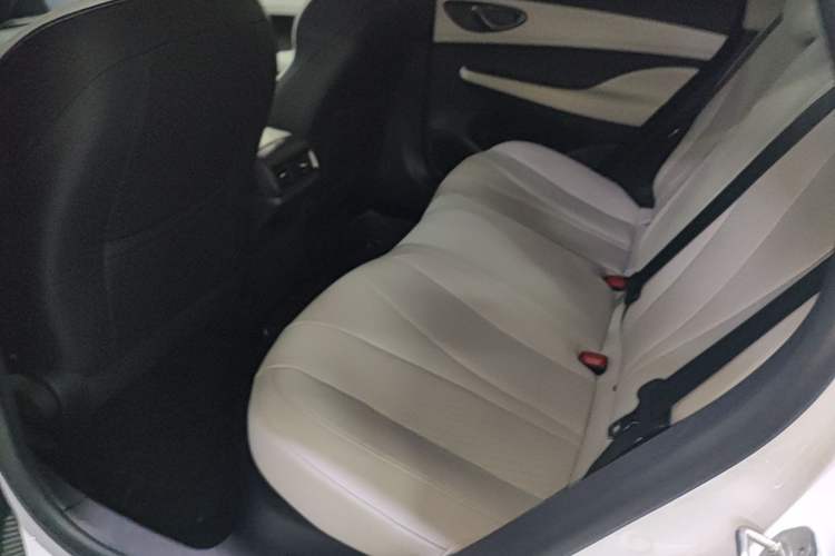 Used BYD Seal 05 DM-i 2025 DM-i Smart Drive 55KM Luxury Model Left Rear Seat