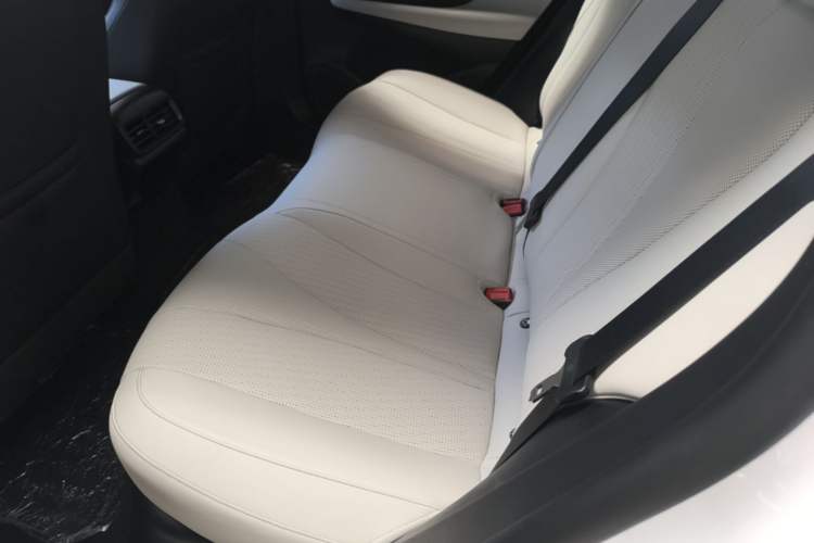 Used BYD Seal 05 DM-i 2025 DM-i Smart Drive 55KM Luxury Model Left Rear Seat
