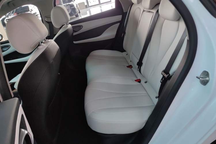 Used BYD Seal 05 DM-i 2025 DM-i Intelligent Drive 120KM Flagship Model Left Rear Seat