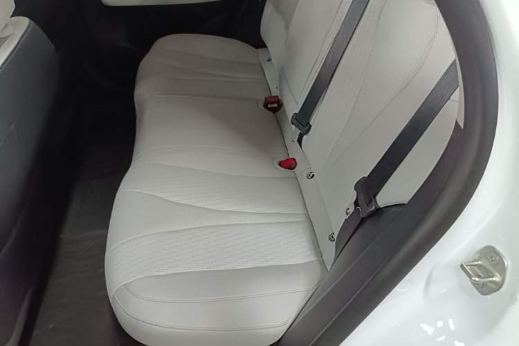 Used BYD Seal 05 DM-i 2025 DM-i Intelligent Drive 120KM Flagship Model Left Rear Seat