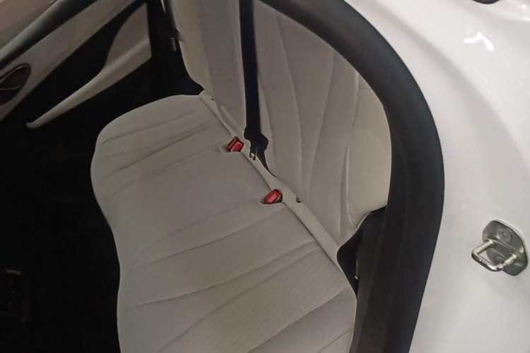 Used BYD Seal 05 DM-i 2025 DM-i Intelligent Drive 120KM Flagship Model Left Rear Seat