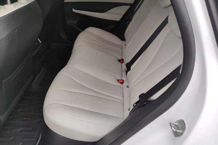 Used BYD Seal 05 DM-i 2025 DM-i Smart Drive 55KM Luxury Model Left Rear Seat