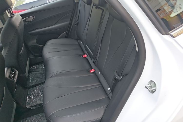 Used BYD Seal 05 DM-i 2025 DM-i Intelligent Drive 120KM Flagship Model Left Rear Seat