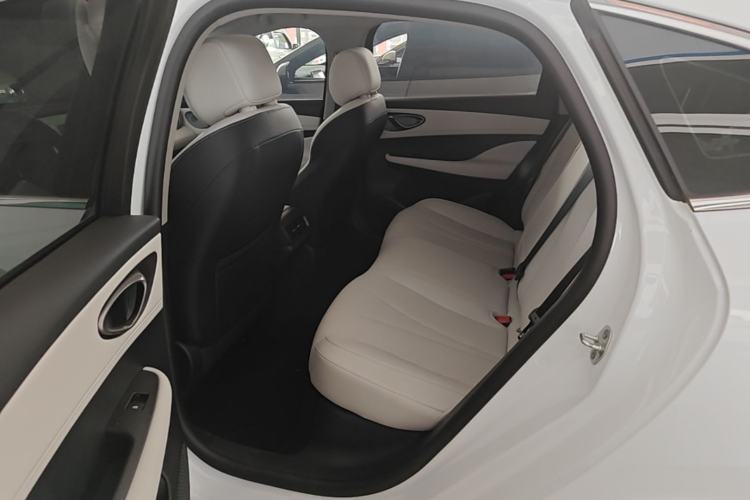 Used BYD Seal 05 DM-i 2025 DM-i Smart Drive 55KM Prestige Model Left Rear Seat