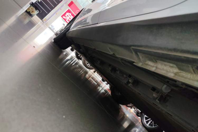 Used BYD Seal 05 DM-i 2025 DM-i Intelligent Drive 120KM Flagship Model Left Side Sill