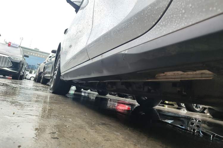 Used BYD Seal 05 DM-i 2025 DM-i Intelligent Drive 120KM Flagship Model Left Side Sill