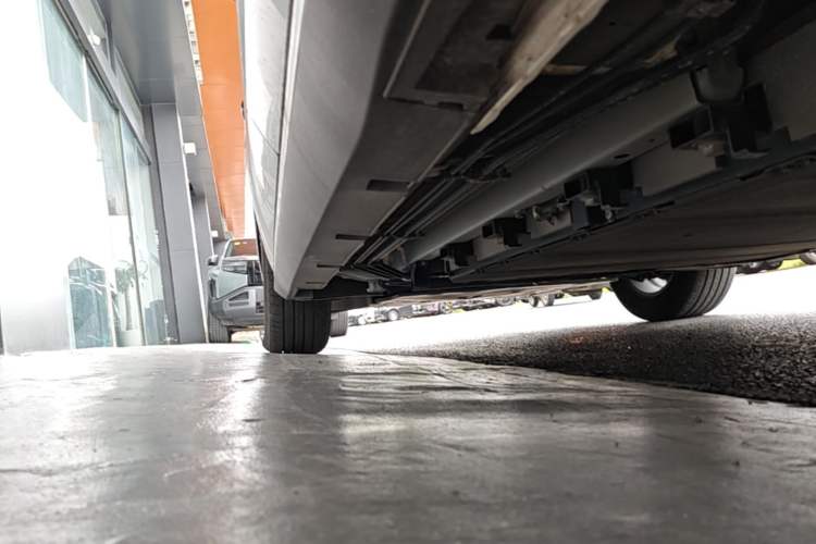 Used BYD Seal 05 DM-i 2025 DM-i Intelligent Drive 120KM Flagship Model Left Side Sill