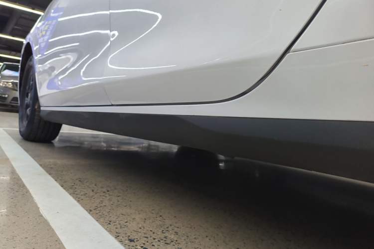 Used BYD Seal 05 DM-i 2025 DM-i Smart Drive 55KM Luxury Model Left Side Sill