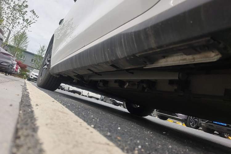 Used BYD Seal 05 DM-i 2025 DM-i Intelligent Drive 120KM Flagship Model Left Side Sill