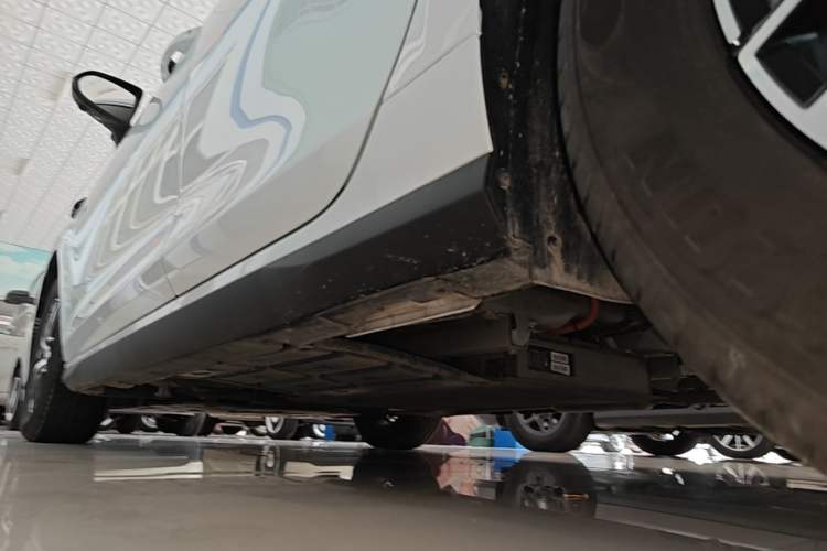 Used BYD Seal 05 DM-i 2025 DM-i Smart Drive 55KM Prestige Model Left Side Sill