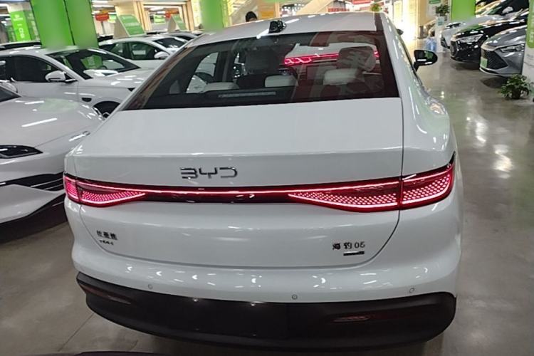 Used BYD Seal 05 DM-i 2025 DM-i Intelligent Drive 120KM Flagship Model Rear
