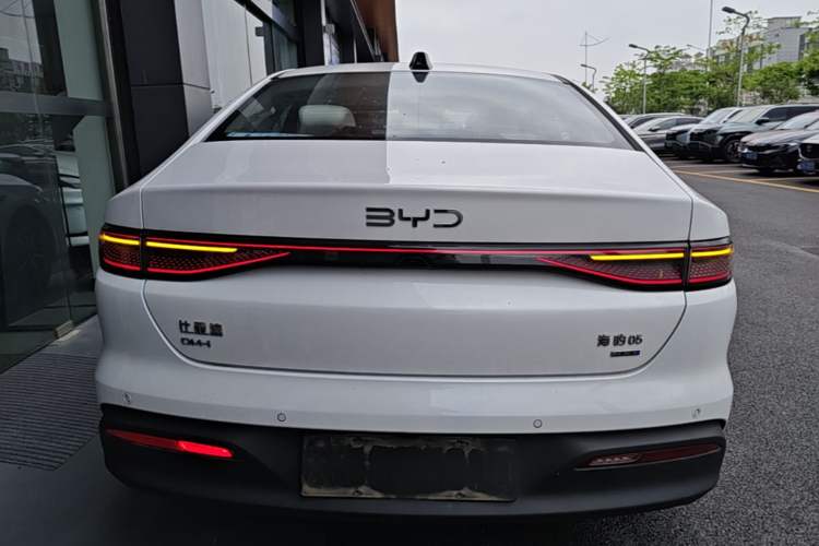Used BYD Seal 05 DM-i 2025 DM-i Intelligent Drive 120KM Flagship Model Rear