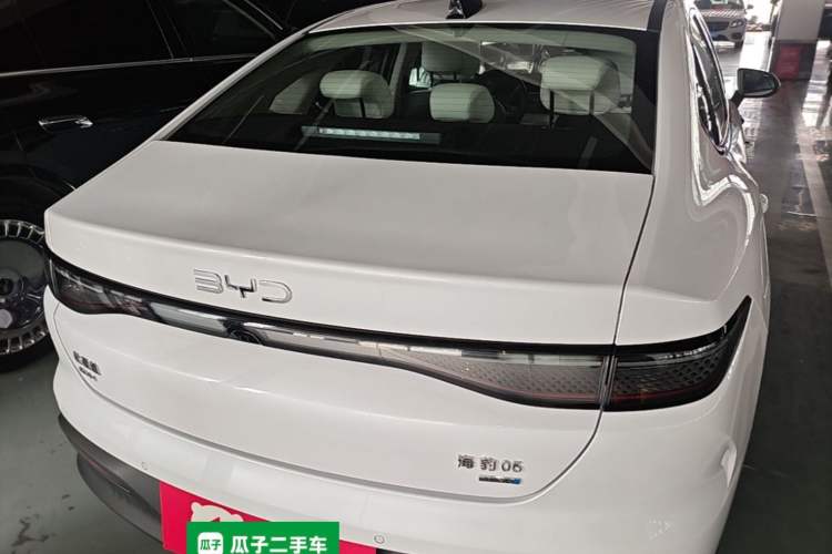 Used BYD Seal 05 DM-i 2025 DM-i Intelligent Drive 120KM Flagship Model Rear