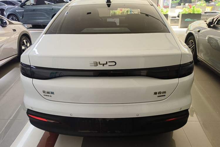 Used BYD Seal 05 DM-i 2025 DM-i Intelligent Drive 120KM Flagship Model Rear