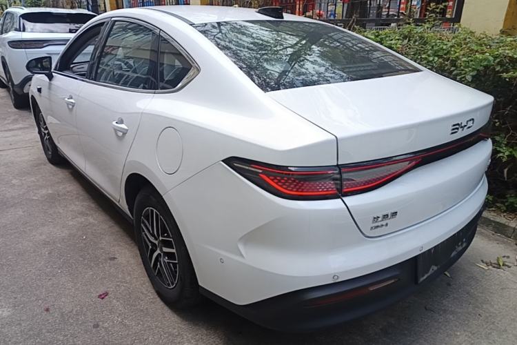 Used BYD Seal 05 DM-i 2025 DM-i Intelligent Drive 120KM Flagship Model Rear Left 45 Deg