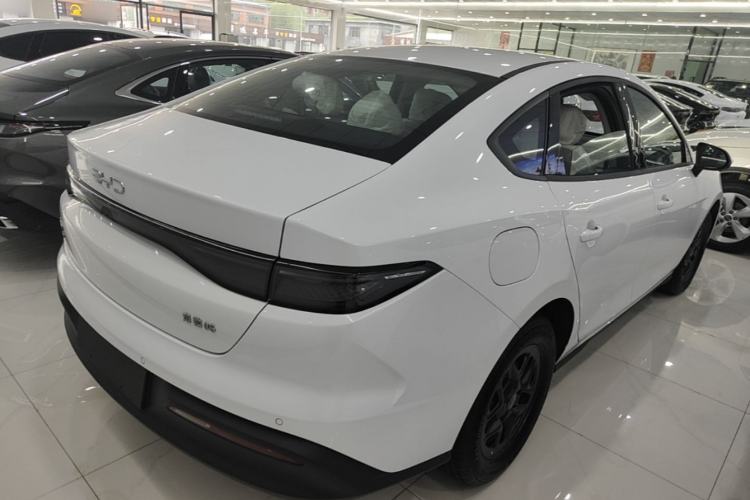 Used BYD Seal 05 DM-i 2025 DM-i Smart Drive 55KM Luxury Model Rear Right 45 Deg