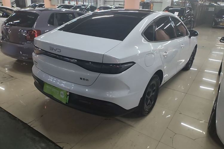 Used BYD Seal 05 DM-i 2025 DM-i Smart Drive 55KM Luxury Model Rear Right 45 Deg
