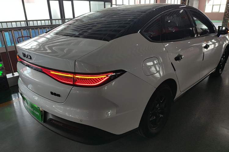 Used BYD Seal 05 DM-i 2025 DM-i Smart Drive 55KM Luxury Model Rear Right 45 Deg