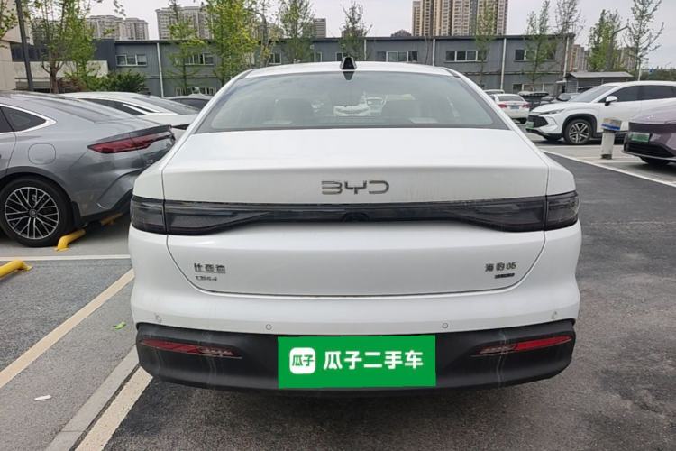 Used BYD Seal 05 DM-i 2025 DM-i Intelligent Drive 120KM Flagship Model Rear
