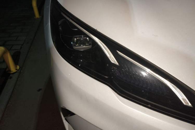 Used BYD Seal 05 DM-i 2025 DM-i Smart Drive 55KM Luxury Model Right Front Headlight