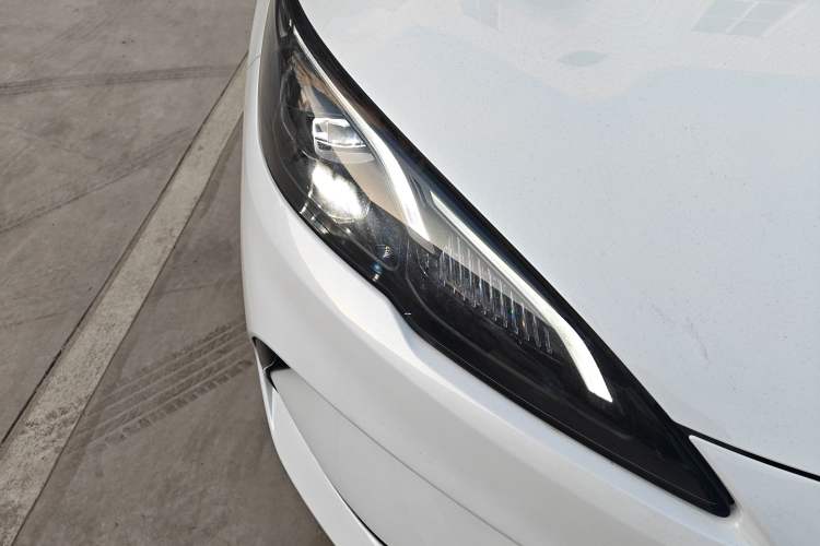 Used BYD Seal 05 DM-i 2025 DM-i Smart Drive 55KM Luxury Model Right Front Headlight