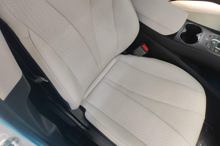 Used BYD Seal 05 DM-i 2025 DM-i Smart Drive 55KM Luxury Model Right Front Seat